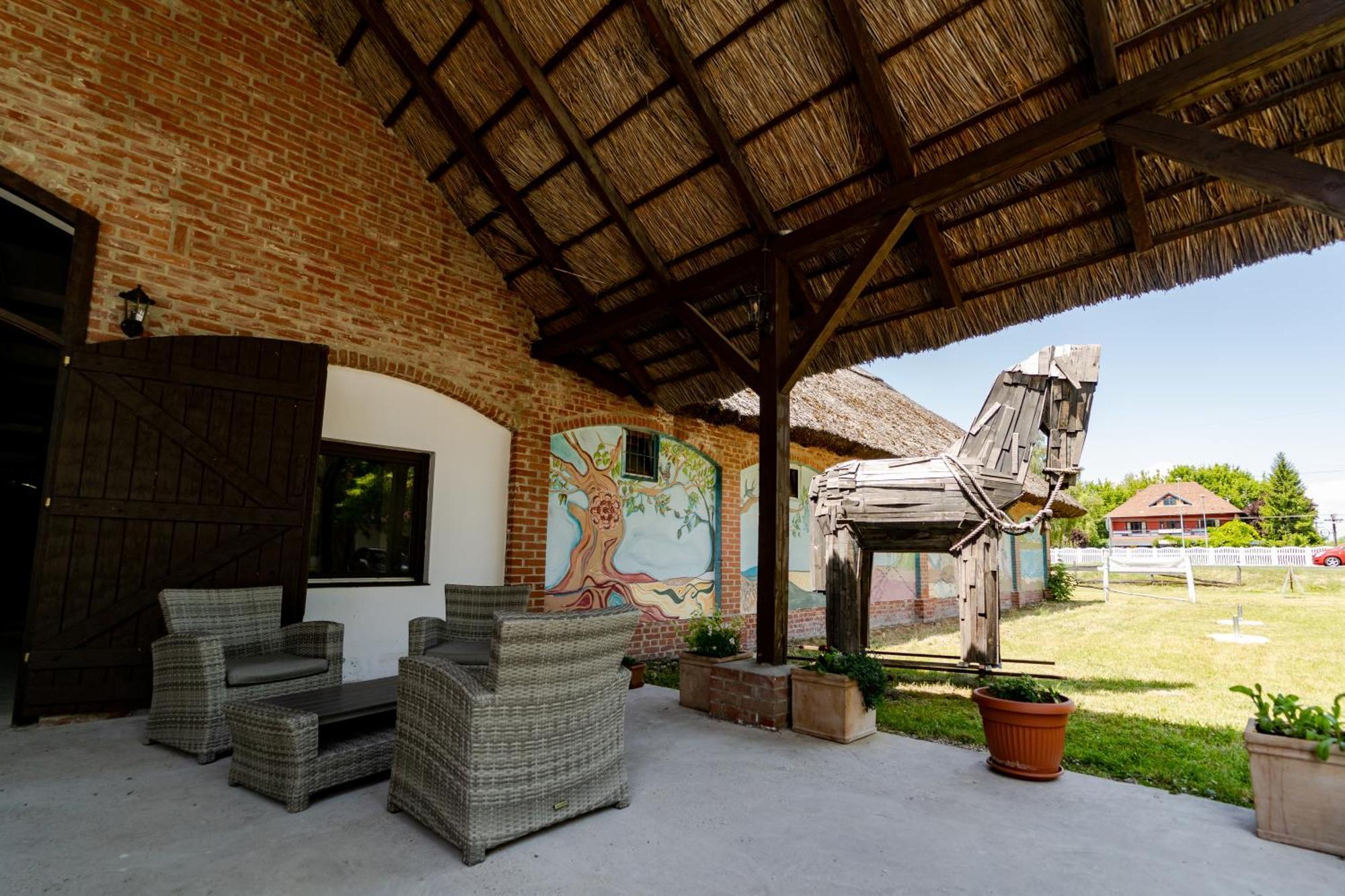 Bohém Birtok és Csárda Hotel Zamárdi Exterior foto